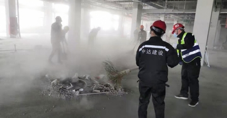 凝心聚力奮戰(zhàn)一線，共克時堅(jiān)爭搶進(jìn)度