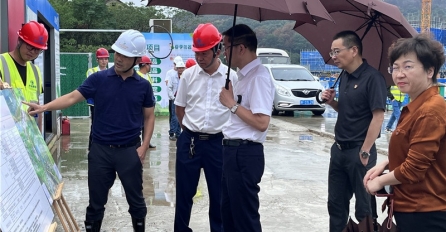 海鹽縣縣委書記帶隊(duì)現(xiàn)場踏勘開元森泊度假項(xiàng)目