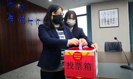 全員參與縣、鎮(zhèn)代表選舉