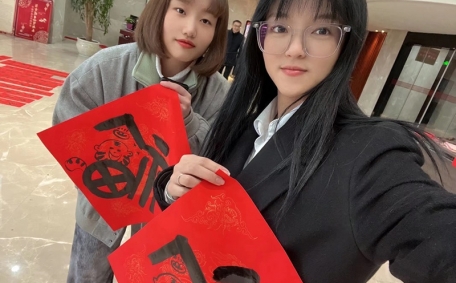 青年團員參加集團迎春送?；顒?>
					</a><figcaption class=